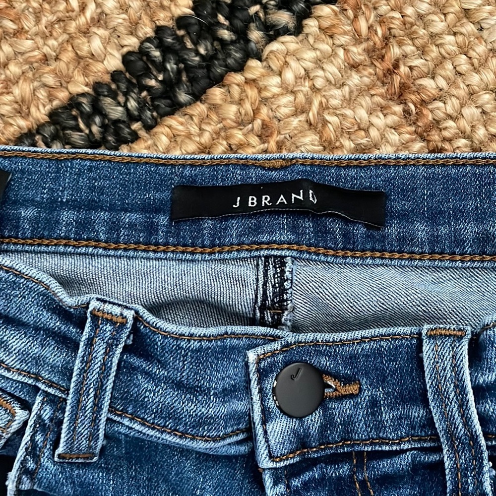 J Brand mid rise skinny jeans - Picture 2 of 6